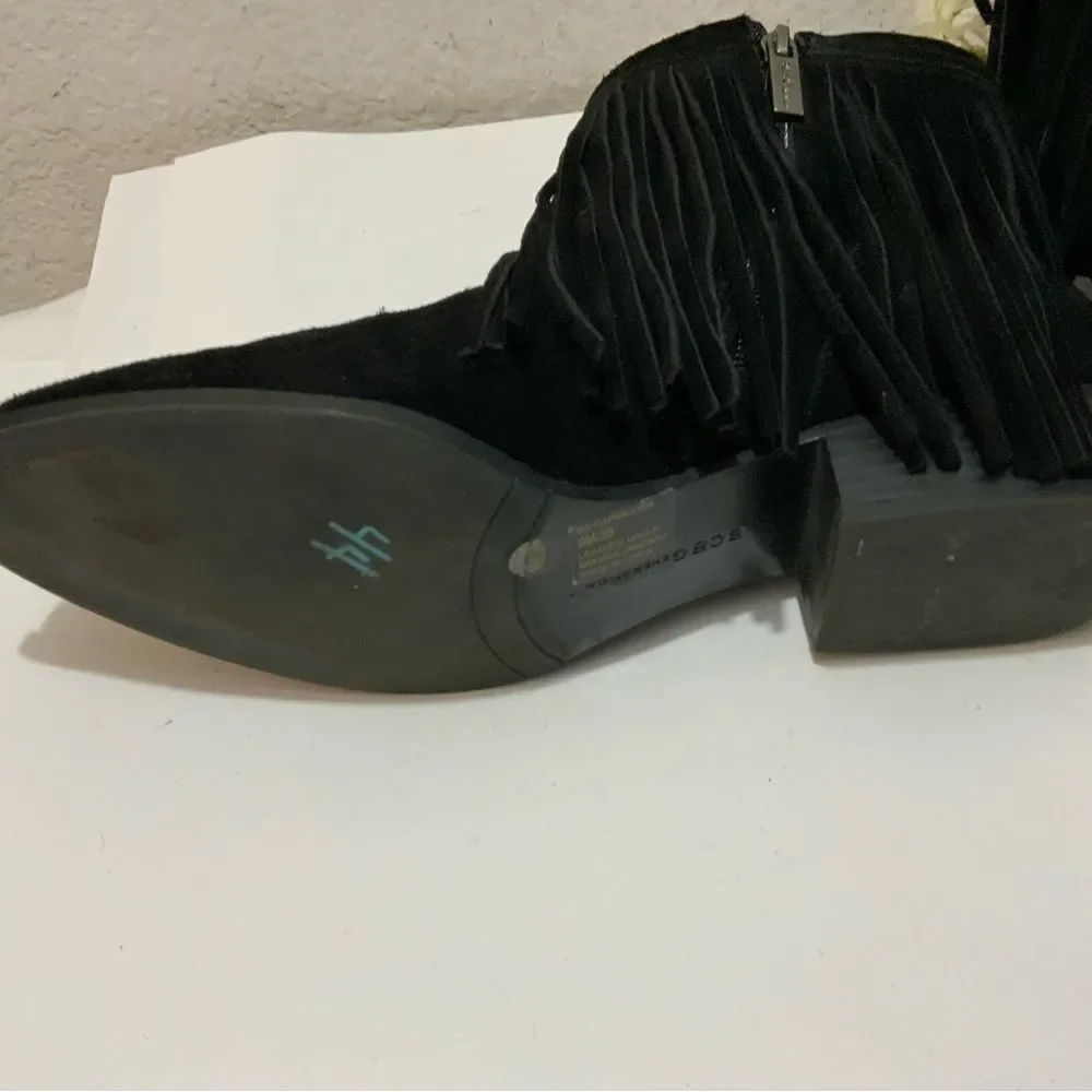 BCBG Capricorn Leather Fringed Bootie, Size  9/ 39 - Picture 12 of 13
